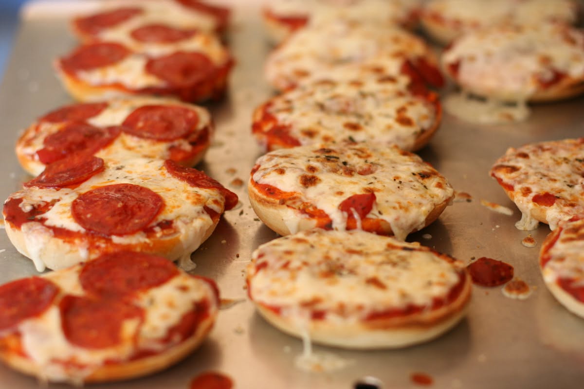 Pizza Bagel Kit